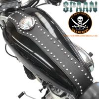 Couvre Réservoir HARLEY DAVIDSON SPORTSTER XLM/XLN/XL Cuir Noir CLOUS SP0978...TANK-PANEL SPAAN LA BOUTIQUE DU BIKER